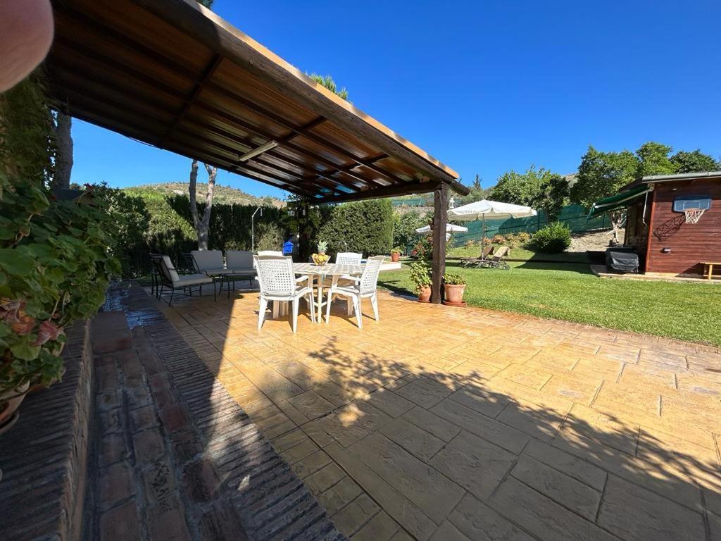 Ferienhaus Cupiana Piscina Privada *
